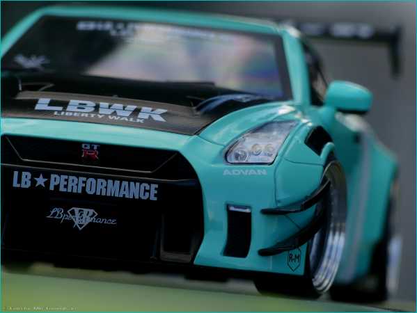 1:18 Nissan GTR35 2.0 LB Work - Mintgreen - Echtalu-PVC-Felgen in OVP